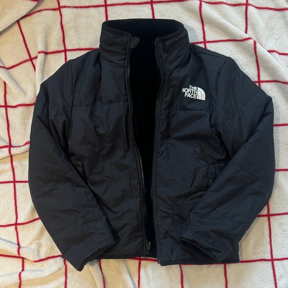 The North Face Girl’s Black Puffer Jacket